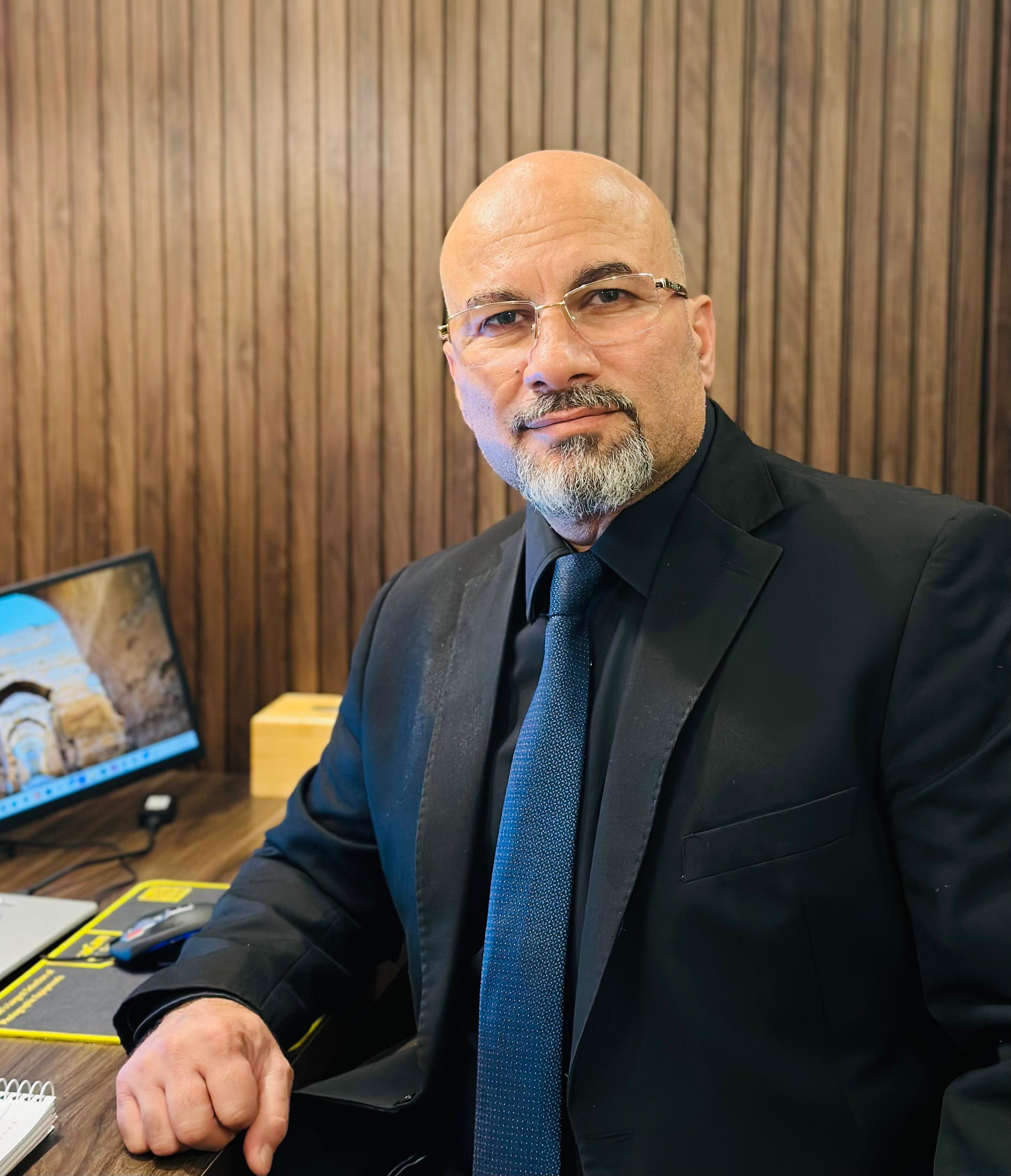 من أحق بمعتقده ؟!!